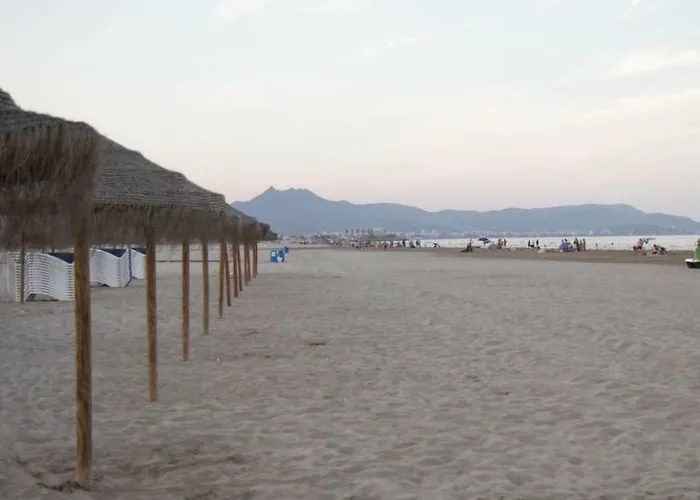 Golf & Playa A 1 Min Apartment *